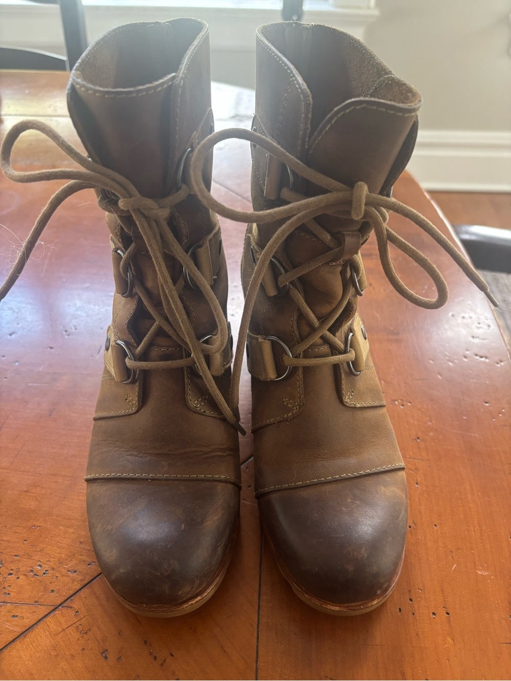 Sorel Women’s Joan of Arc Brown Lace-Up Leather Ankle Boots